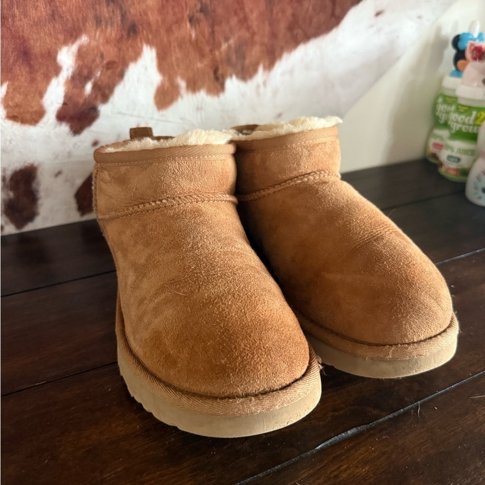 Ugg ultra mini boots chestnut size 7